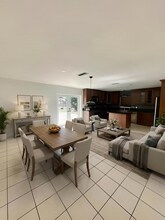 2030 Bonnie St in Boca Raton, FL - Building Photo - Building Photo