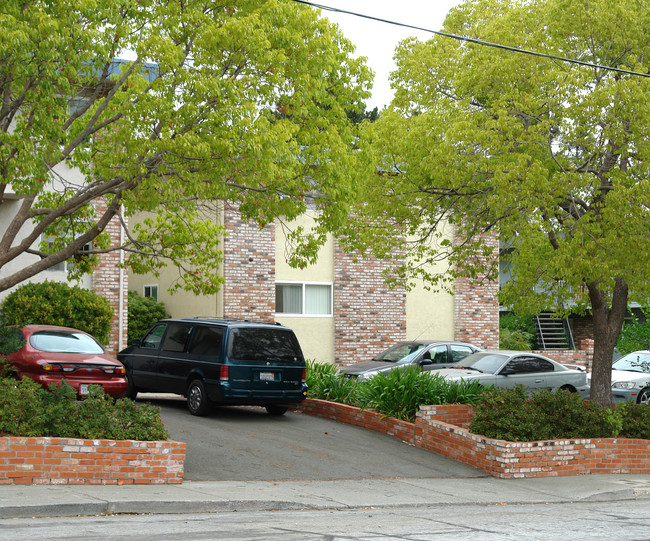 411 E O St in Benicia, CA - Building Photo - Building Photo