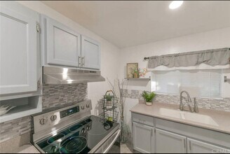 1420 Sherman Ave, Unit 11 in Chico, CA - Building Photo - Building Photo