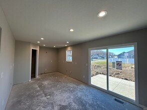 211 Brescia Dr in Fort Wayne, IN - Building Photo - Building Photo