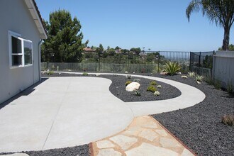 3383 Morning View Dr in Oceanside, CA - Building Photo - Building Photo