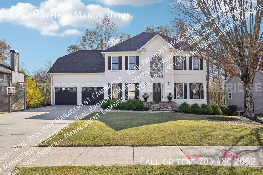 1250 Mayfield Manor Dr in Alpharetta, GA - Building Photo