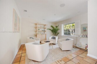 11651 SW 72nd Pl in Miami, FL - Building Photo - Building Photo