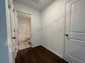 619 Cassa Clubhouse Wy in Knightdale, NC - Building Photo - Building Photo