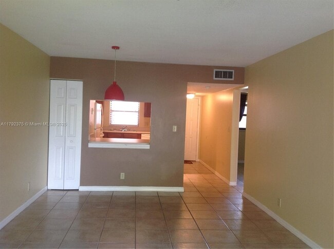 property at 1921 W Woolbright Rd