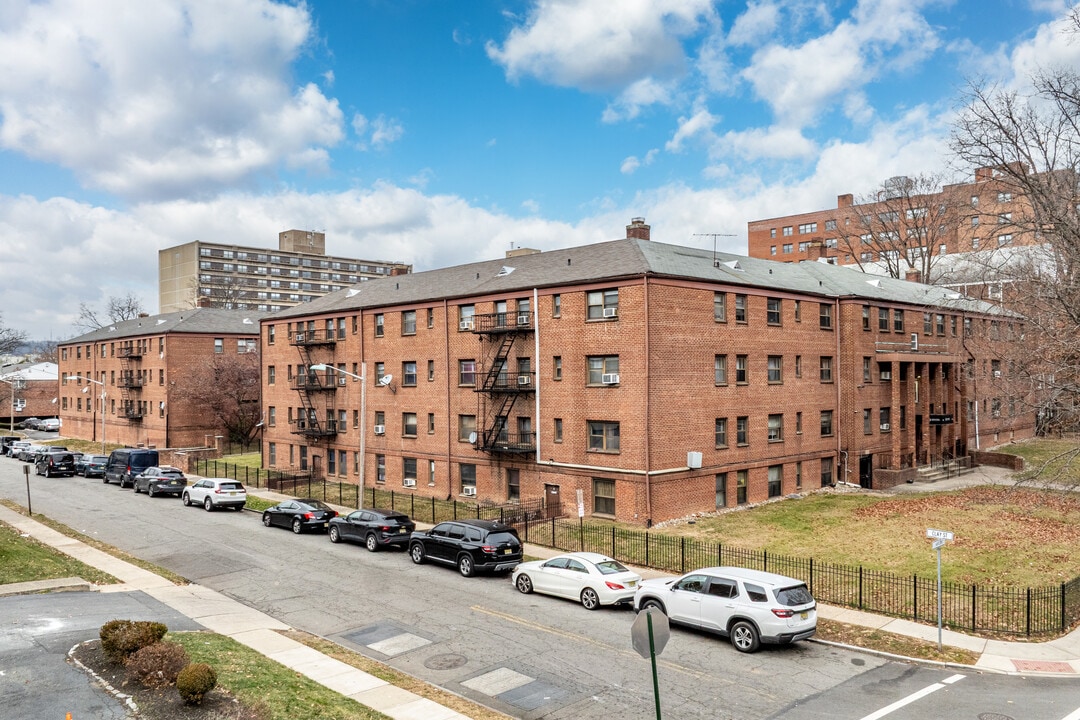 255 South Harrison in East Orange, NJ - Foto de edificio