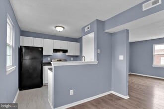 100 Park Blvd in Cherry Hill Township, NJ - Building Photo - Building Photo