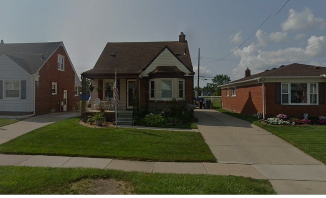 property at 629 Moran Ave