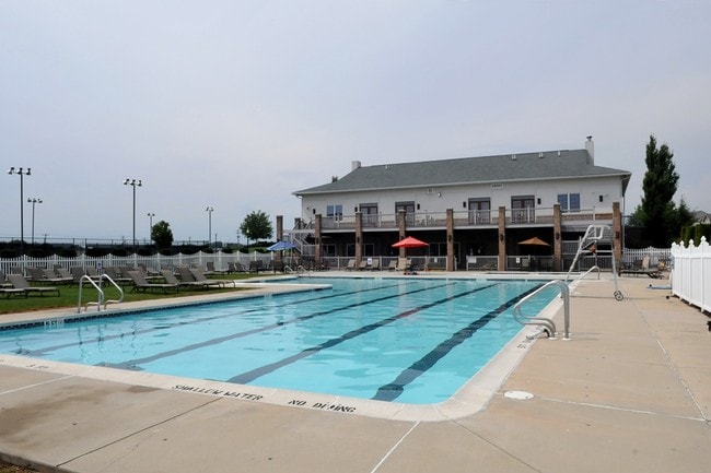 The Reserve and Gardens at Hershey Meadows in Hummelstown, PA - Foto de edificio - Building Photo