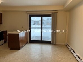 15 Burleigh Rd in Bangor, ME - Building Photo - Building Photo