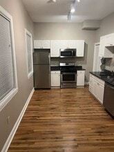 214 Bridge Street #5, Unit 214 Bridge street in Phoenixville, PA - Building Photo - Building Photo