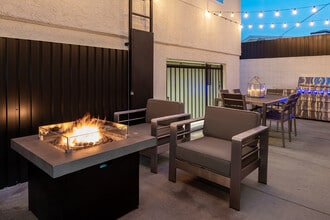 717 N Orlando Ave in West Hollywood, CA - Building Photo - Building Photo