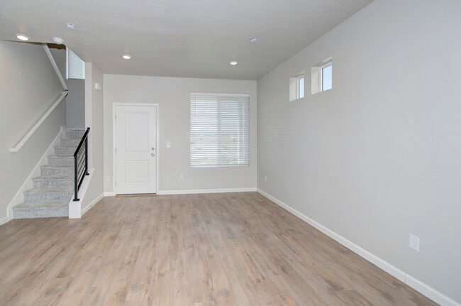 63 N Veranda Ct in Saratoga Springs, UT - Building Photo - Building Photo