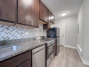 436 W Belden in Chicago, IL - Building Photo - Building Photo