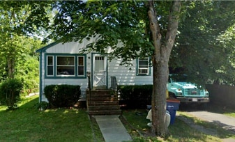 19 Perry St in Fairhaven, MA - Building Photo