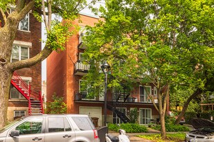 2265-2285 Hochelaga in Montréal, QC - Building Photo