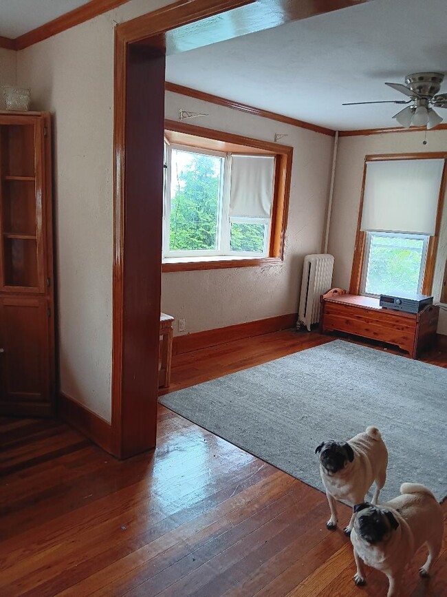 14 Hastings St, Unit 1 in Marlborough, MA - Foto de edificio - Building Photo