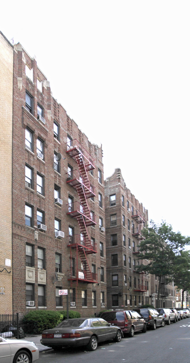 255 E 18th St in Brooklyn, NY - Building Photo - Building Photo