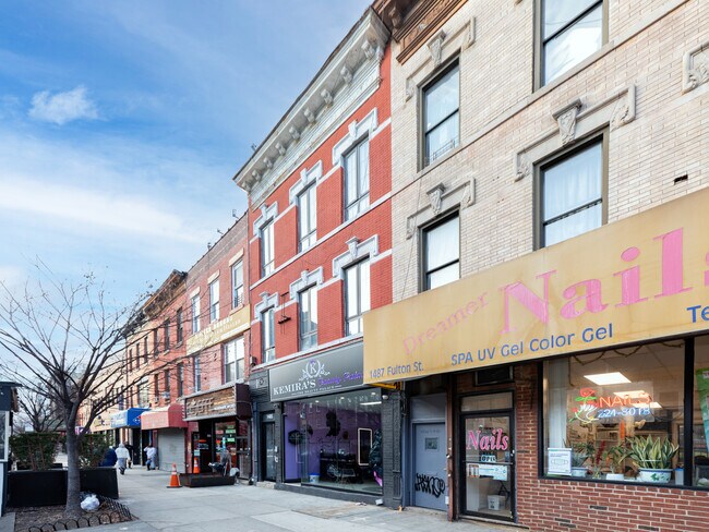 1485 Fulton St