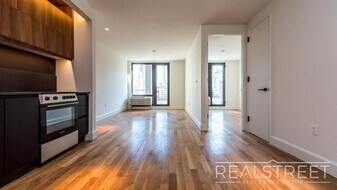 1 Duffield St in Brooklyn, NY - Building Photo