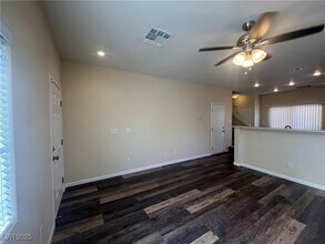 3457 N Bearpin Gap Ln in Las Vegas, NV - Building Photo - Building Photo