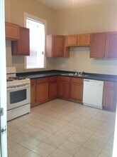1349 S California Ave, Unit 3 Br  1 Ba on Douglass Pa in Chicago, IL - Building Photo - Building Photo