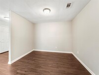 8706 Valley Rock Dr photo'