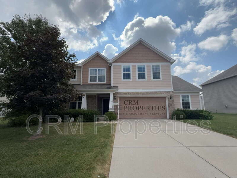 13213 Isle of Man Way in Fishers, IN - Building Photo