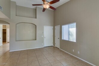 6550 N 47th Ave-Unit -283 in Glendale, AZ - Building Photo - Building Photo