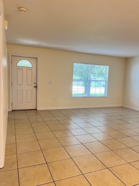 1692 Whipple Dr in Deltona, FL - Building Photo - Building Photo