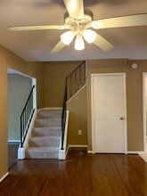7829 Briardale Terrace in Rockville, MD - Building Photo - Building Photo
