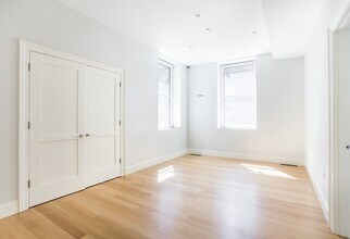 9 Joy St, Unit Joy st in Boston, MA - Building Photo - Building Photo