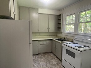 725 Gales Ave in Winston-Salem, NC - Building Photo - Building Photo