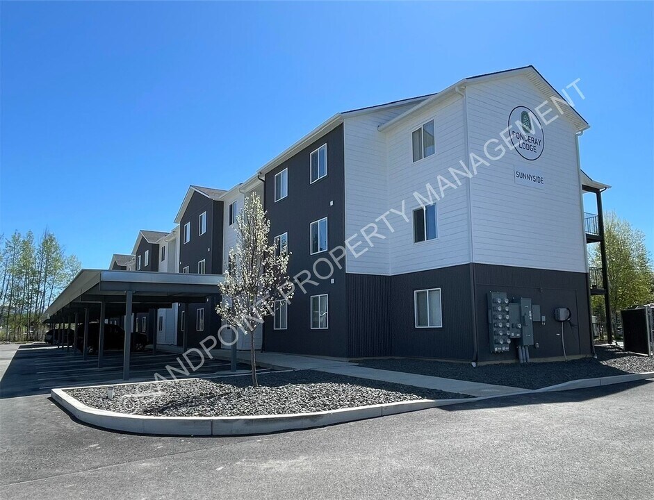 Ponderay Lodge in Ponderay, ID - Foto de edificio