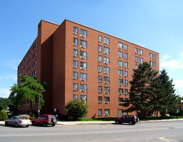 Mill Pond Towers in Dover, NJ - Building Photo