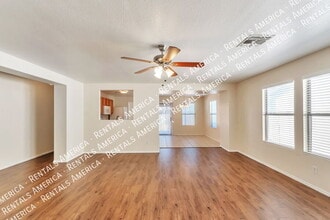 8114 S Sunny Sky Pl in Tucson, AZ - Building Photo - Building Photo