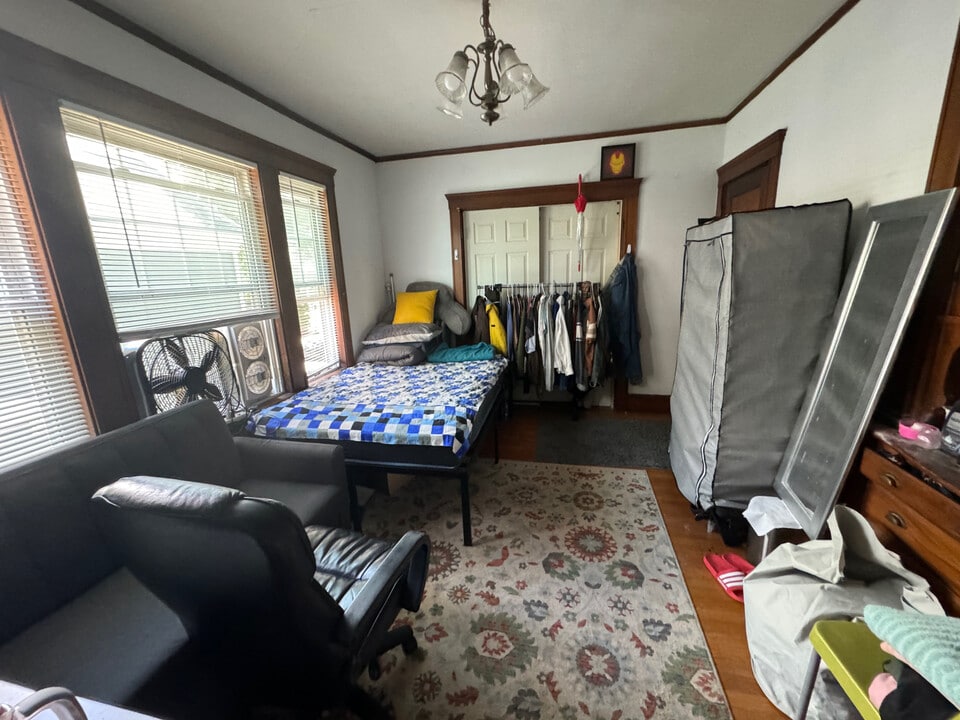 23 Moraine St, Unit 23 in Boston, MA - Building Photo