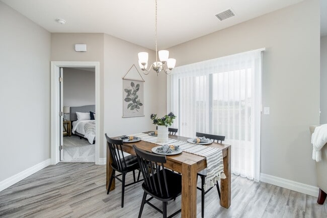 4127 N Manchester Ct in Maize, KS - Building Photo - Building Photo