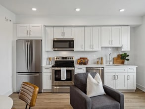 1201 W Girard Ave in Philadelphia, PA - Building Photo - Building Photo