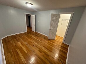 2606 W Le Moyne St in Chicago, IL - Building Photo - Building Photo