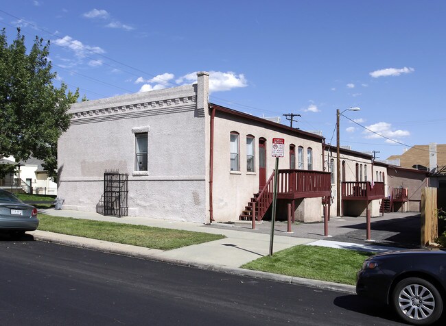 1738-1748 W 33rd Ave in Denver, CO - Foto de edificio - Building Photo
