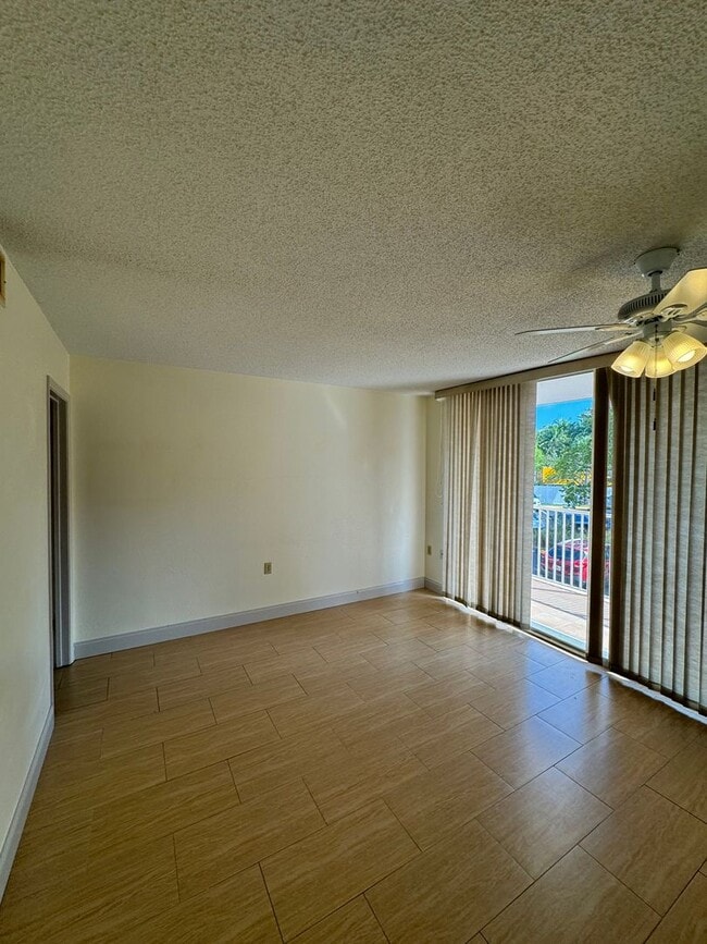 3930 S Roosevelt Blvd in Key West, FL - Building Photo - Building Photo