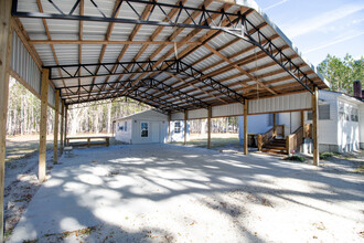 2445 Wilma Edwards Rd in Ellabell, GA - Building Photo - Building Photo