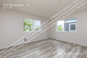 218 Broadway in Tacoma, WA - Building Photo - Building Photo