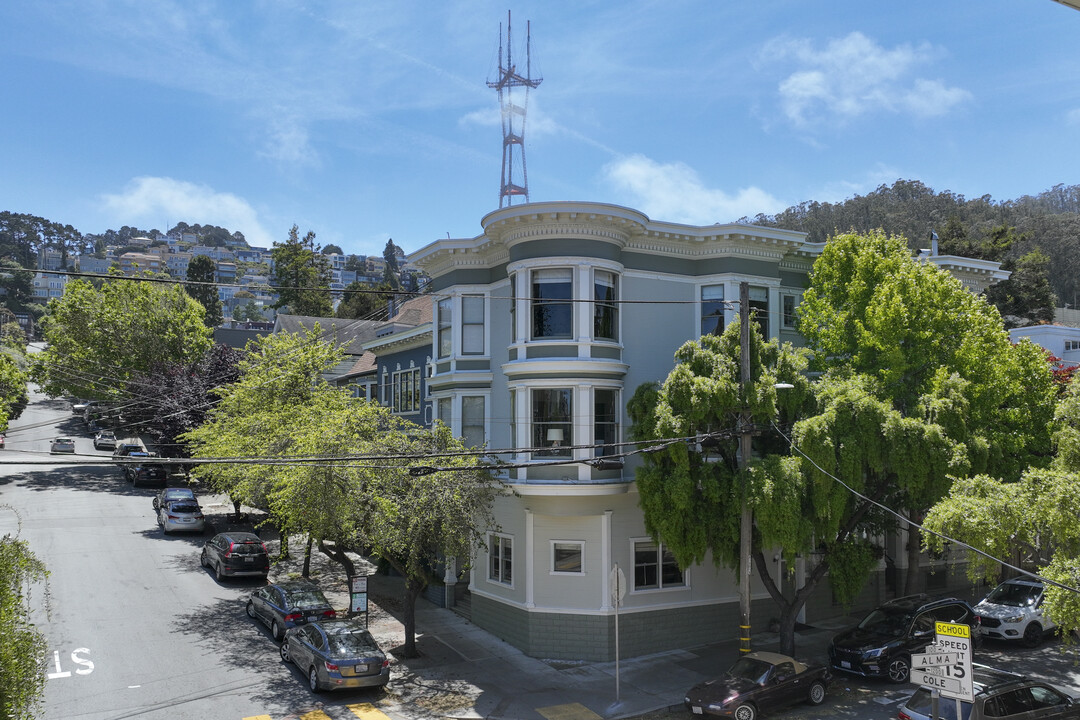 107-109 Alma St in San Francisco, CA - Foto de edificio