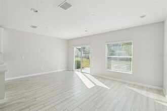 2339 Prickly Pear Wy in Sanford, FL - Building Photo - Building Photo