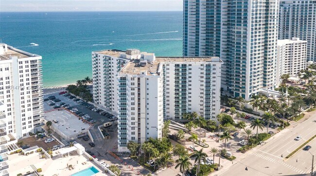 property at 3001 S Ocean Dr