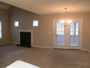 5821 Arbaugh Ct in Raleigh, NC - Foto de edificio - Building Photo