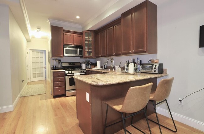 property at 805 Willow Ave