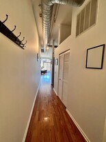 1301 W Madison St, Unit 310 in Chicago, IL - Building Photo